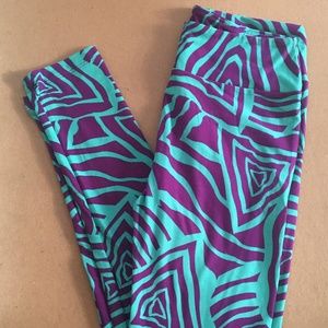 Stripped Pattern Lularoe Leggings